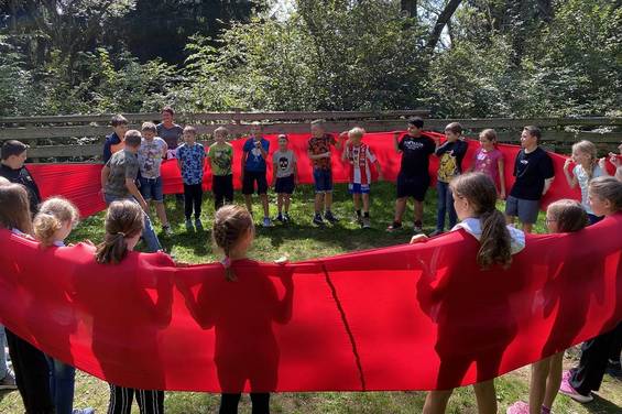 Kinder in der Mittelschule in der Gemeinde Stubenberg am See