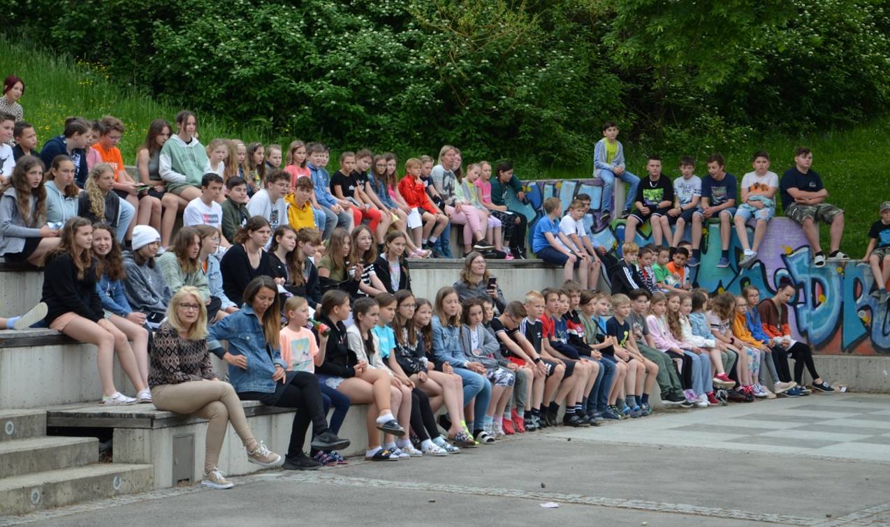 Kinder der Mittelschule der Gemeinde Stubenberg am See