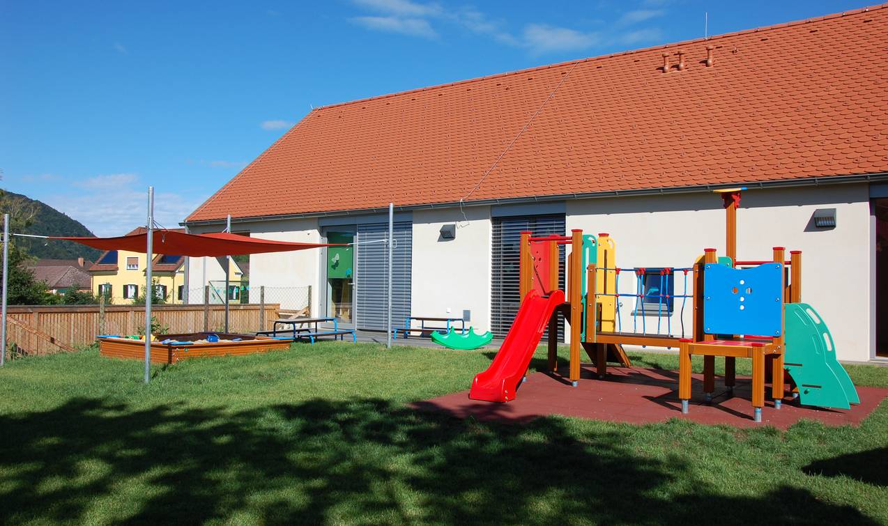 Garten in der Kinderkrippe der Gemeinde Stubenberg am See