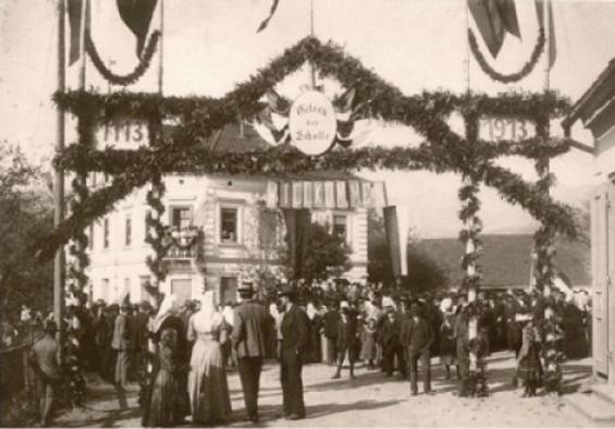 Bilder vom historischen Festzug im Jahr 1913